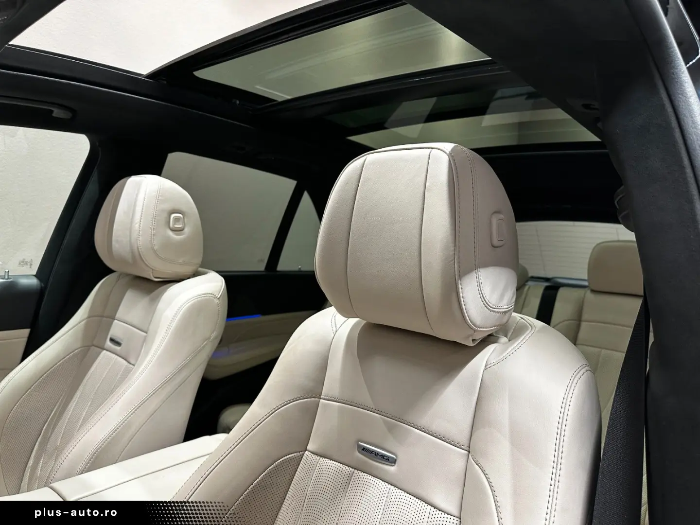 MERCEDES-BENZ GLE63 S AMG 4M  Night Paket   1.HAND PANO 360