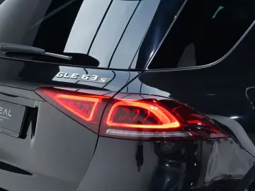 MERCEDES-BENZ GLE 63 S AMG 4M  9G AHK BURM® DISTR  PANO MMRY