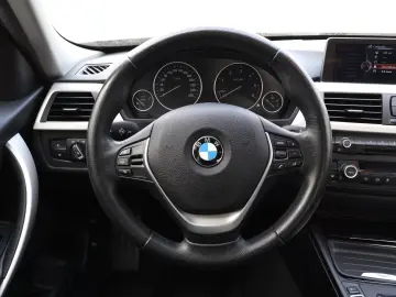 BMW Seria 3 320d Automat EfficientDynamics Edition