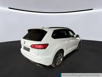 VW Touareg 3.0 V6 TDI Tiptronic 4-Motion R-Line Nav