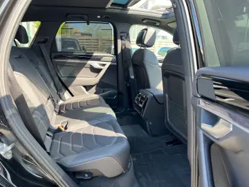 VW Touareg 3 0 TDI 4M  PANO-MEMORY-LEDER-ALU 19