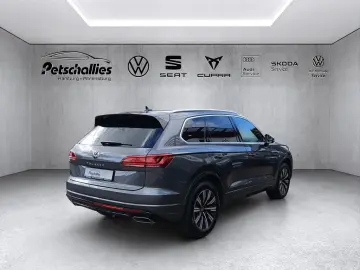 VW Touareg Elegance 3.0 V6 TDI 4MOTION
