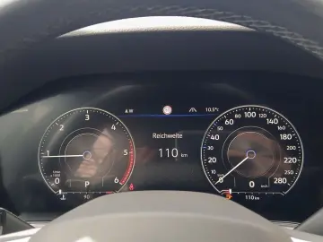 VW Touareg Elegance 3.0 V6 TDI 4MOTION