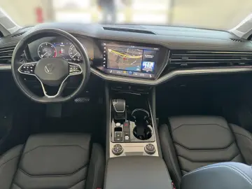 VW Touareg Elegance 3.0TDI  R-LINE AHK KAMERA LUFT