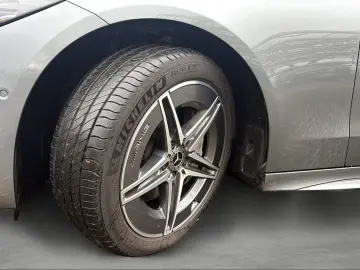 Mercedes-Benz C 300 e AMG-LINE LED RFK AMBIENTE
