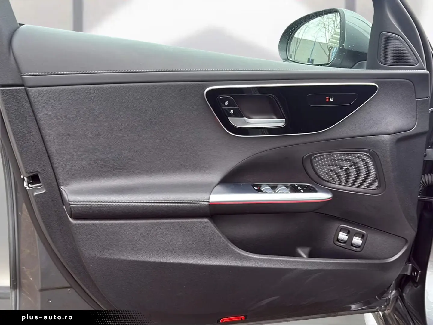 Mercedes-Benz C 300 e AMG-LINE LED RFK AMBIENTE