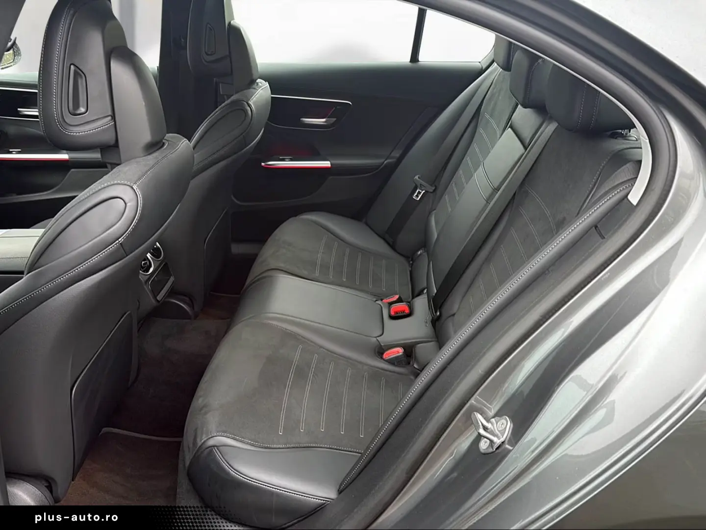 Mercedes-Benz C 300 e AMG-LINE LED RFK AMBIENTE