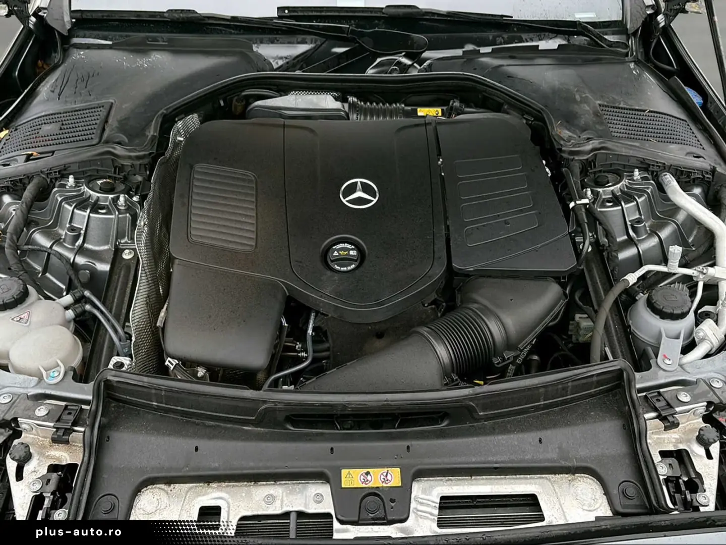 Mercedes-Benz C 300 e AMG-LINE LED RFK AMBIENTE