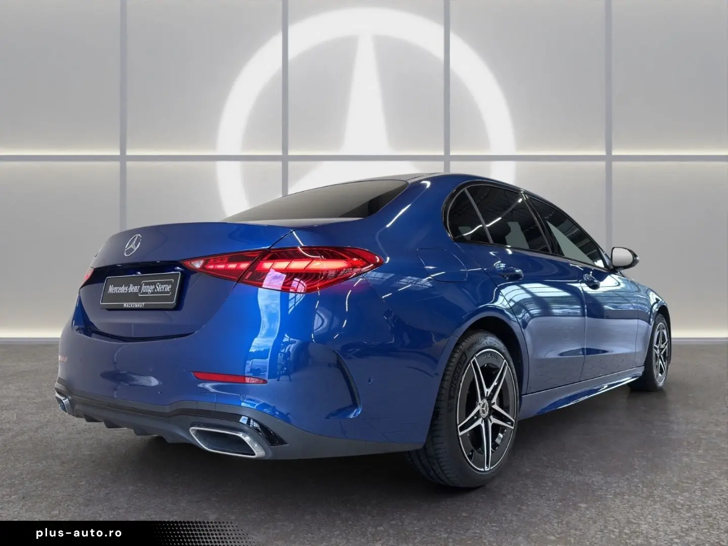 MERCEDES-BENZ C 300 e AMG NIGHT