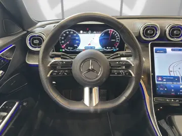 MERCEDES-BENZ C 300 e AMG NIGHT