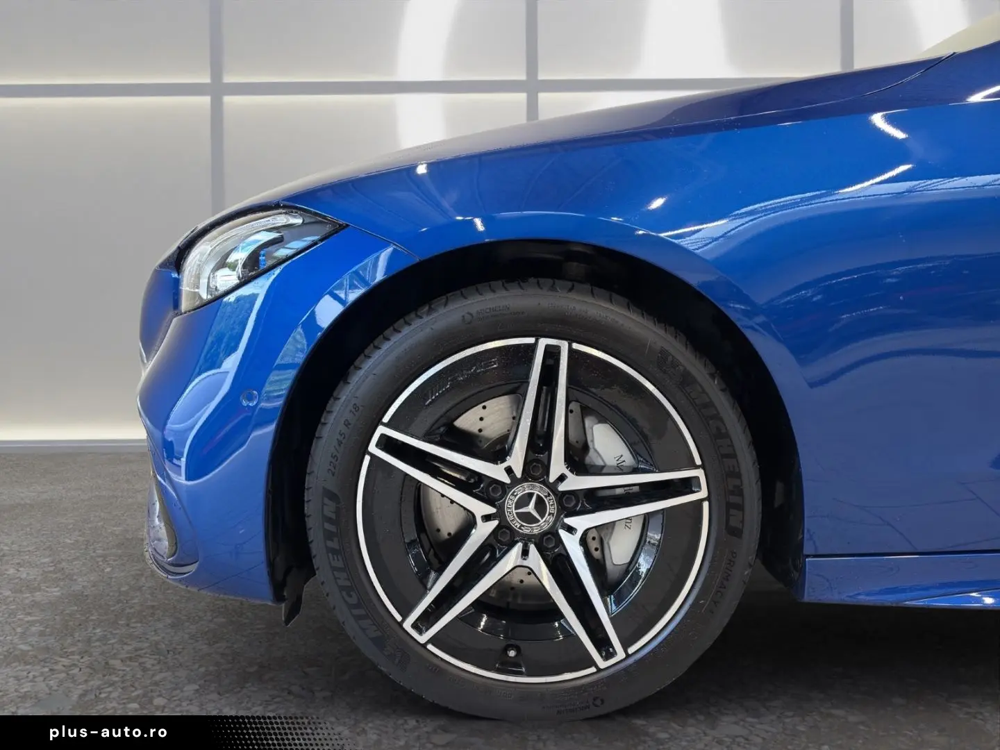 MERCEDES-BENZ C 300 e AMG NIGHT