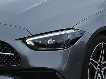 MERCEDES-BENZ C300 Lim. AMG-Line NAVI AHK MBUX DAB Standh.