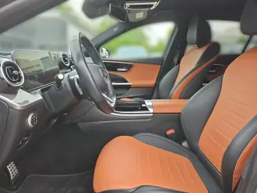 MERCEDES-BENZ C300 Lim. AMG-Line NAVI AHK MBUX DAB Standh.