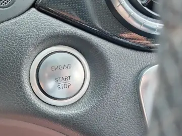 Mercedes-Benz Cla-200