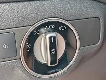 Mercedes-Benz Cla-200