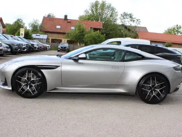 Aston Martin DB12 Coupe