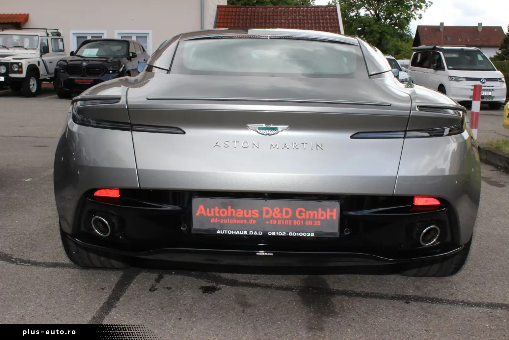 Aston Martin DB12 Coupe