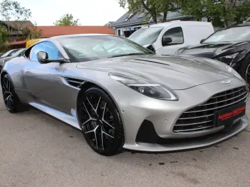 Aston Martin DB12 Coupe