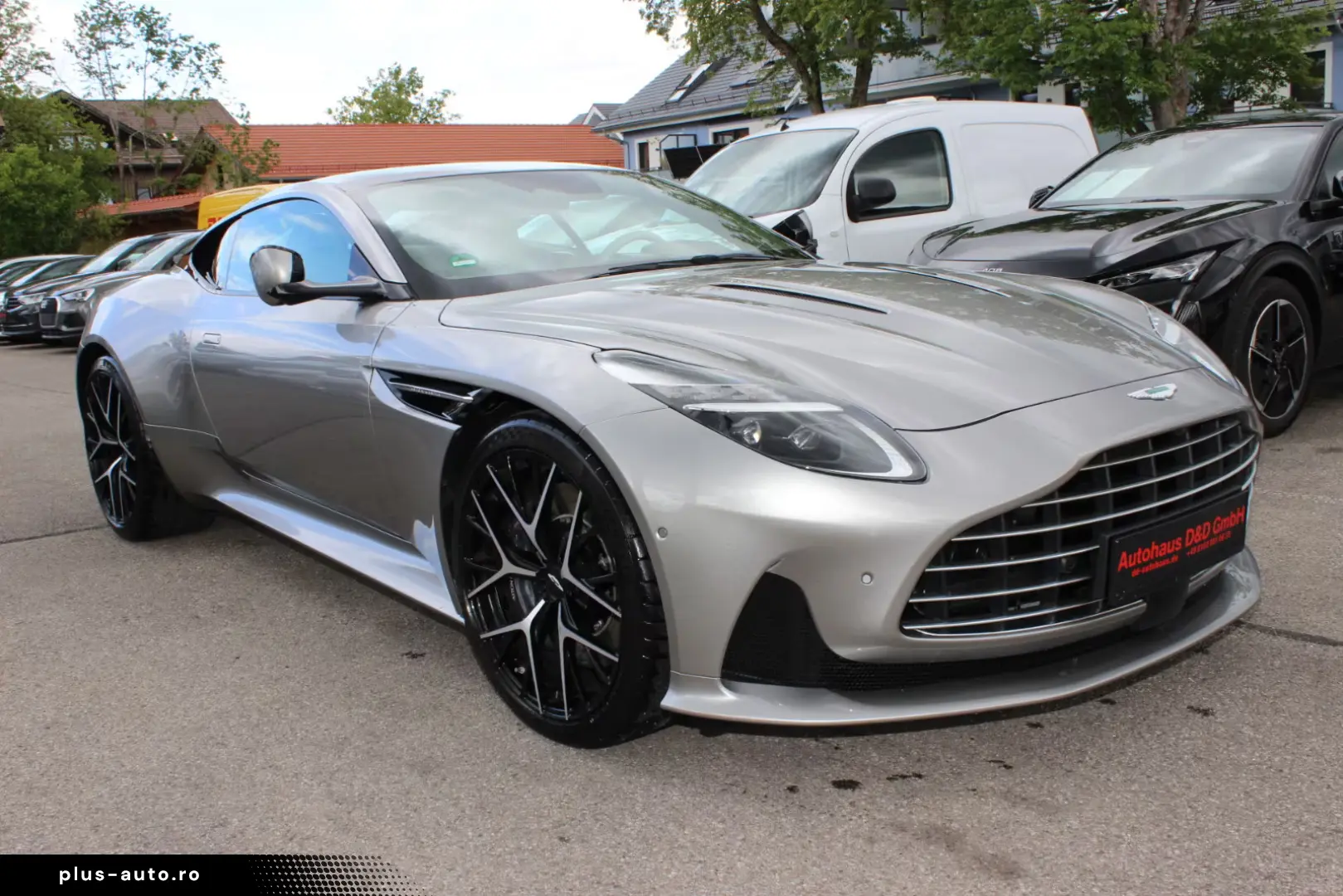Aston Martin DB12 Coupe