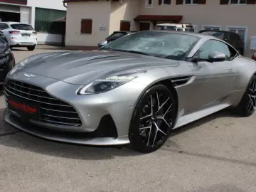 Aston Martin DB12 Coupe