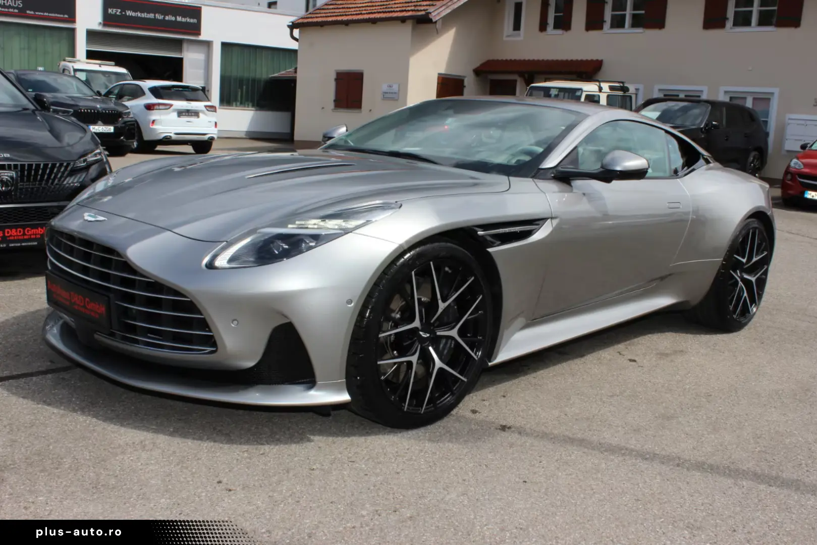 Aston Martin DB12 Coupe