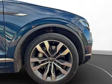 VW Touareg 3.0 eHybrid DSG 4Motion AHK Luft Pano Le