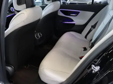 MERCEDES-BENZ C 300 e Limo AMG Pano Distronic