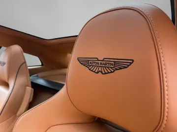 Aston Martin Vanquish