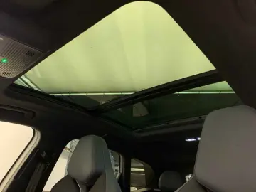 CUPRA Terramar VZ TSI DSG 4D  AHK PANO HUD 360 NAV ACC