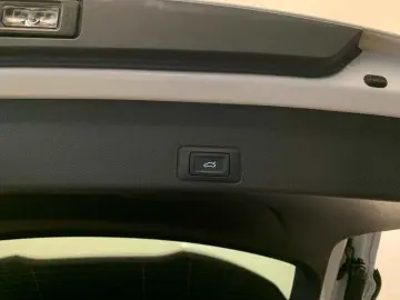 CUPRA Terramar VZ TSI DSG 4D  AHK PANO HUD 360 NAV ACC