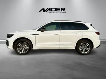 VW Touareg R-Line   Pano   AHK   ACC   Navi  Matrix