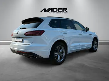 VW Touareg R-Line   Pano   AHK   ACC   Navi  Matrix