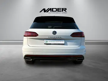 VW Touareg R-Line   Pano   AHK   ACC   Navi  Matrix
