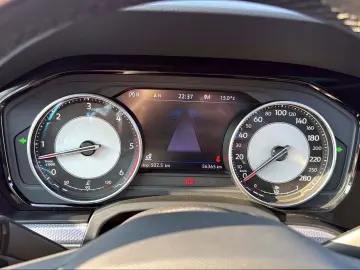VW Touareg R-Line   Pano   AHK   ACC   Navi  Matrix