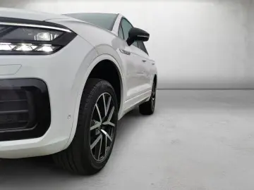 VW Touareg 3.0 TDI  R-Line  Matrix Luftfederung