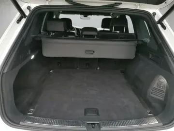 VW Touareg 3.0 TDI  R-Line  Matrix Luftfederung