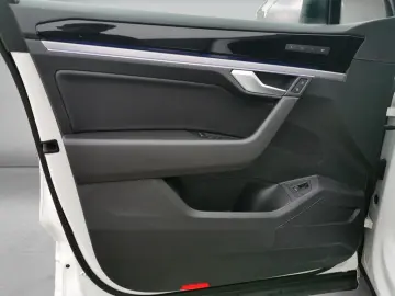 VW Touareg 3.0 TDI  R-Line  Matrix Luftfederung