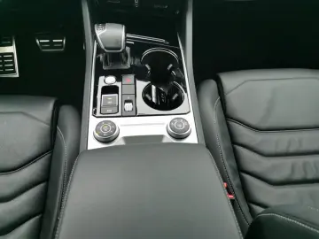 VW Touareg 3.0 TDI  R-Line  Matrix Luftfederung