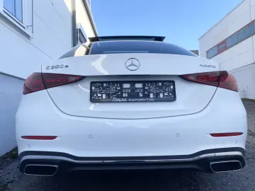 Mercedes-Benz C 300 e 4Matic AMG Line Panorama-360