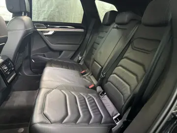 VW Touareg R-Line 4M MATRIX HUD PANO STHZ INNOVISIO
