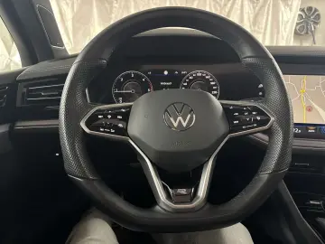 VW Touareg R-Line 4M MATRIX HUD PANO STHZ INNOVISIO