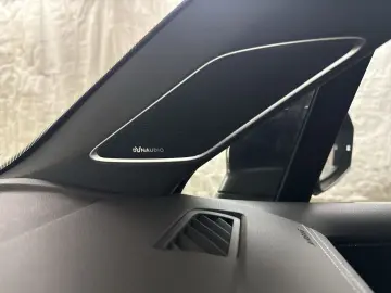 VW Touareg R-Line 4M MATRIX HUD PANO STHZ INNOVISIO