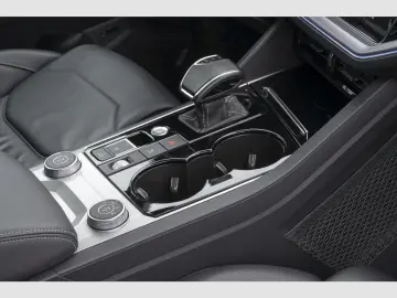VW Touareg R-Line 4Motion 3.0 TDI Black Style Matri