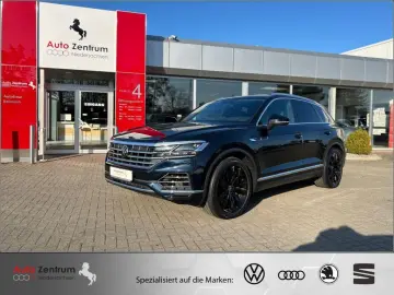 VW Touareg 3.0 V6 e-Hybrid Eleg    AZN-Förderung