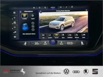 VW Touareg 3.0 V6 e-Hybrid Eleg    AZN-Förderung