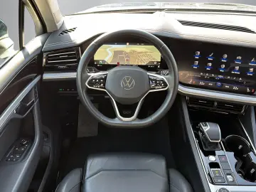 VW Touareg Elegance 3.0TSI eHybrid  AHK LUFTFW KAME