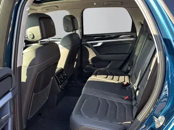 VW Touareg Elegance 3.0TSI eHybrid  AHK LUFTFW KAME