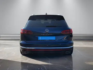 VW Touareg Elegance 3.0TSI eHybrid  AHK LUFTFW KAME
