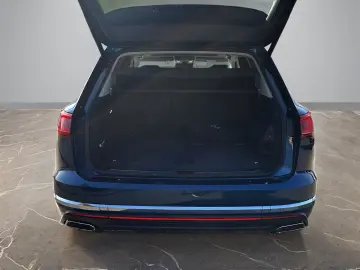 VW Touareg Elegance 3.0TSI eHybrid  AHK LUFTFW KAME