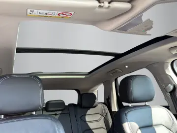 VW Touareg Elegance 3.0TSI eHybrid  AHK LUFTFW KAME